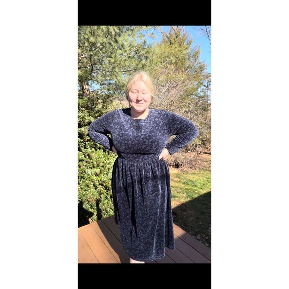 Vintage LL Bean Dress - Picture 2 of 5